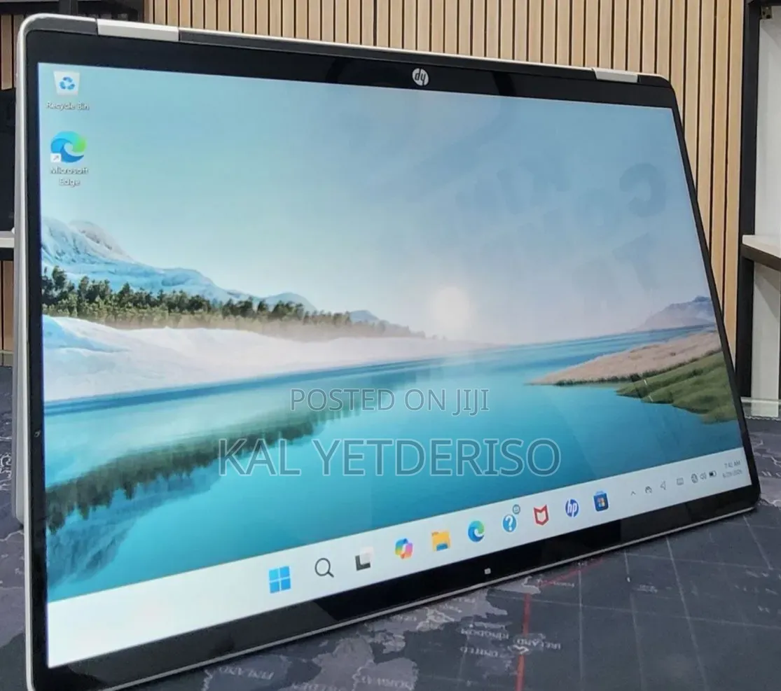 New Laptop HP 16GB Intel Core Ultra 7 SSD 512GB