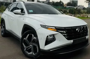 Hyundai Tucson 2021 White