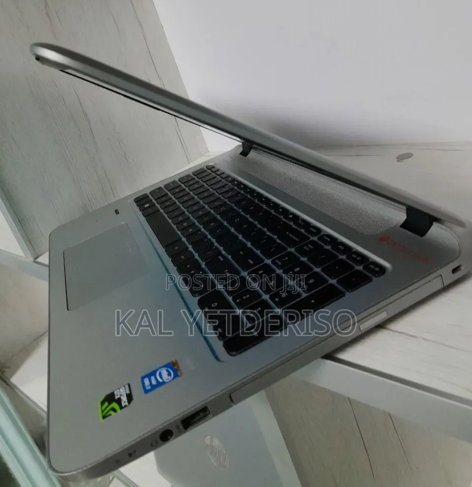 New Laptop HP 8GB Intel Core i7 SSD 512GB