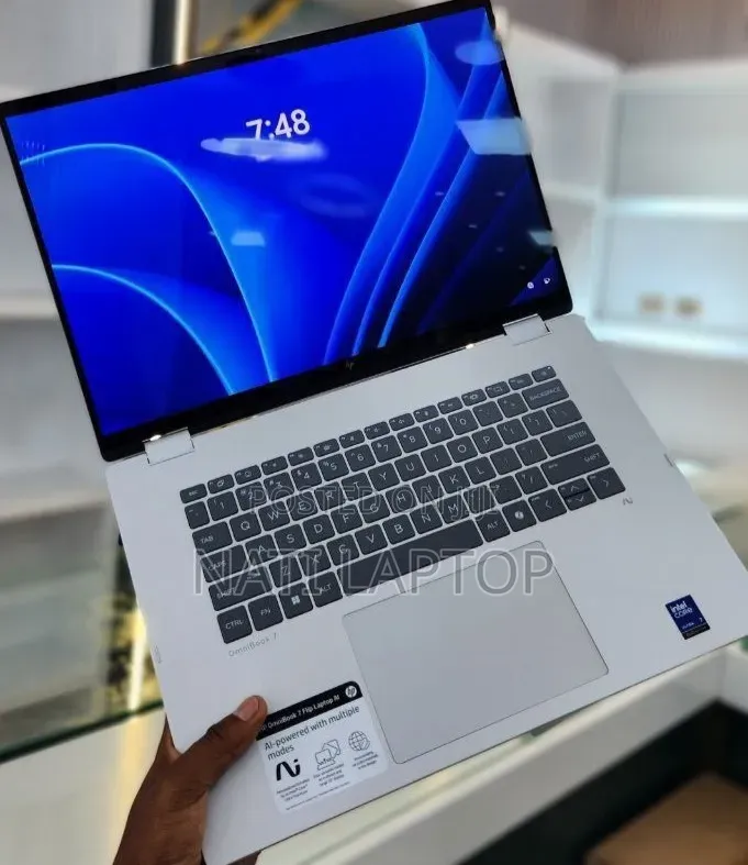 New Laptop HP OmniBook 5 16" 32GB Intel Core Ultra 7 SSD 1T