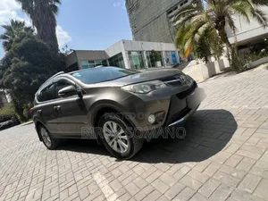 Toyota RAV4 2014 Gray