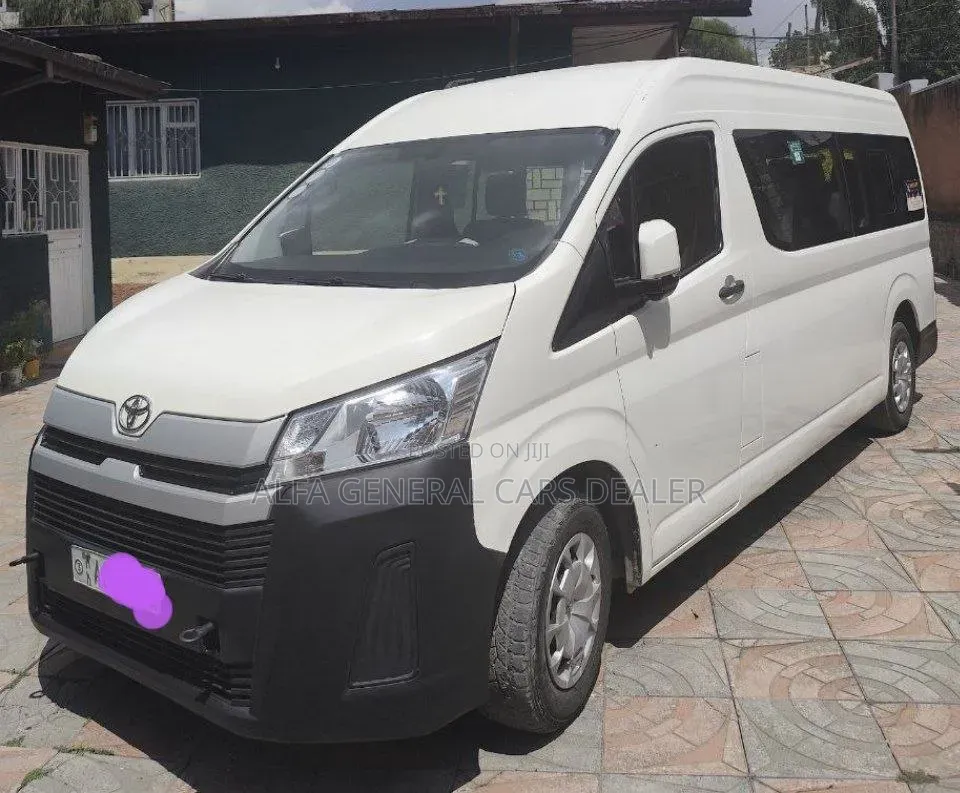 Toyota HiAce 2020