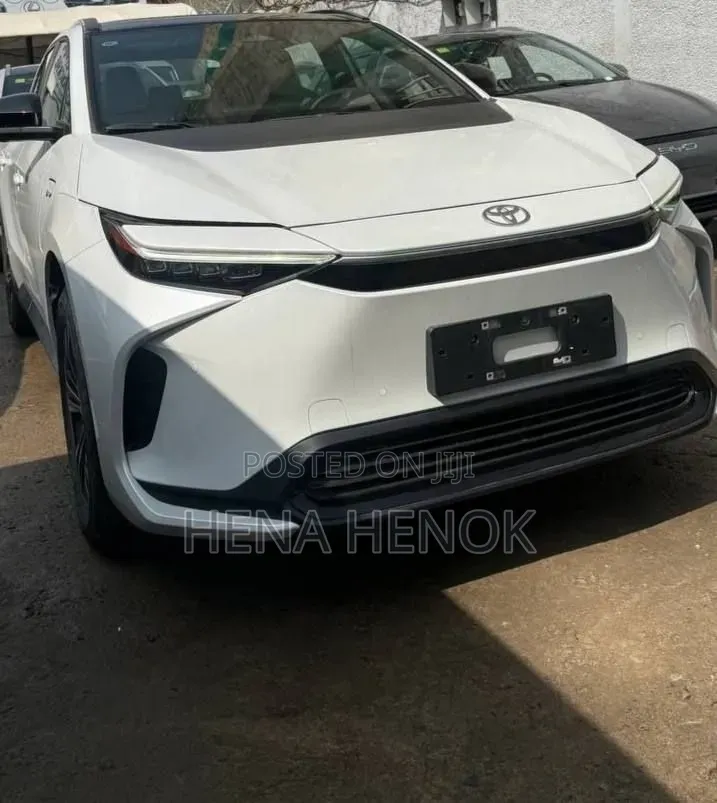 New Toyota bZ4X 2025 White