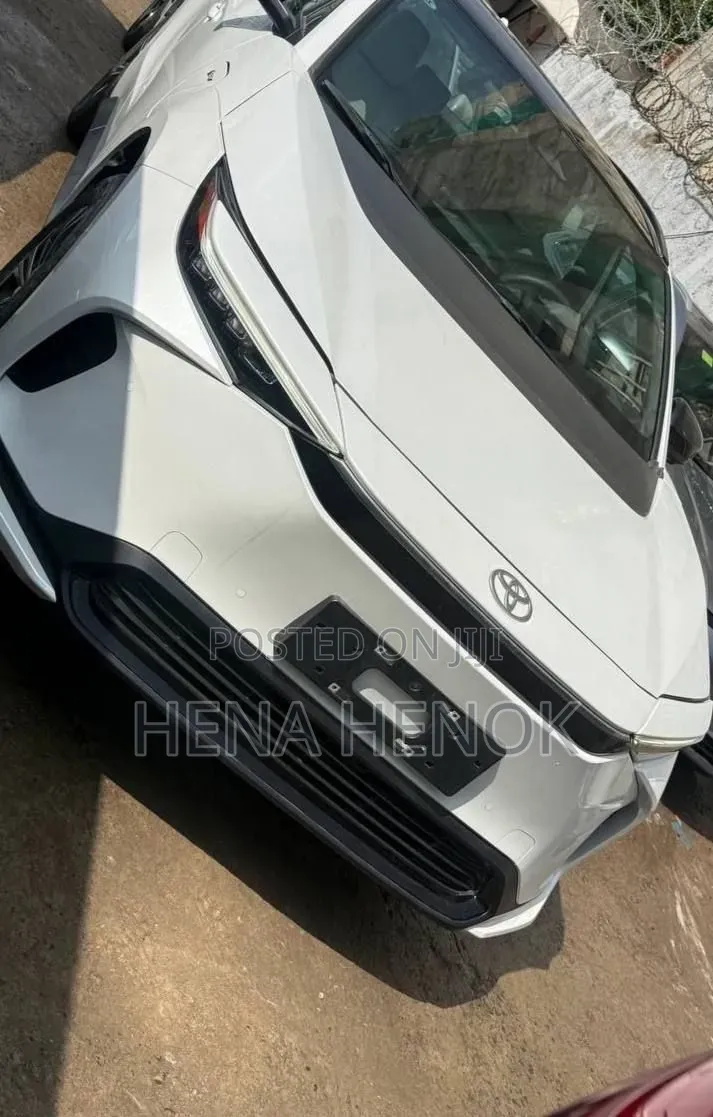 New Toyota bZ4X 2025 White