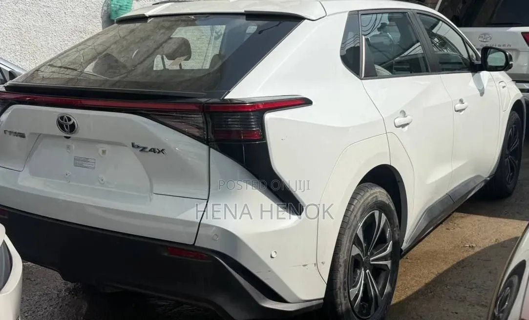 New Toyota bZ4X 2025 White