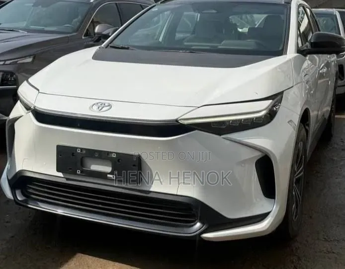 New Toyota bZ4X 2025 White