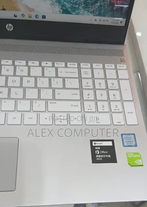 New Laptop HP Pavilion 15 16GB Intel Core i7 SSD 512GB