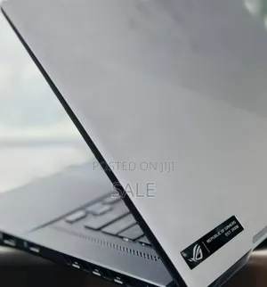 New Laptop Asus ROG Strix G16 G614 16GB Intel Core i7 SSD 512GB