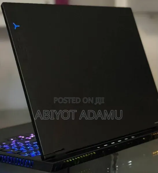 New Laptop Lenovo Legion 9 16GB AMD Ryzen 9 SSD 16 GB