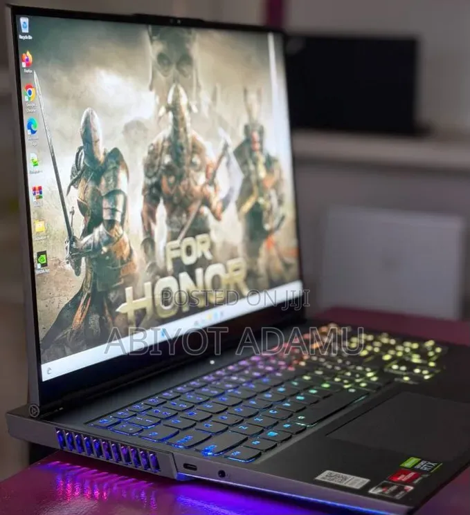 New Laptop Lenovo Legion 9 16GB AMD Ryzen 9 SSD 16 GB