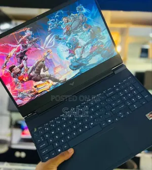 New Laptop HP Victus 15 16GB AMD Ryzen 7 SSD 512GB