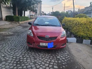 Toyota Yaris 2011