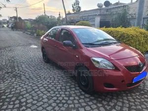 Toyota Yaris 2011