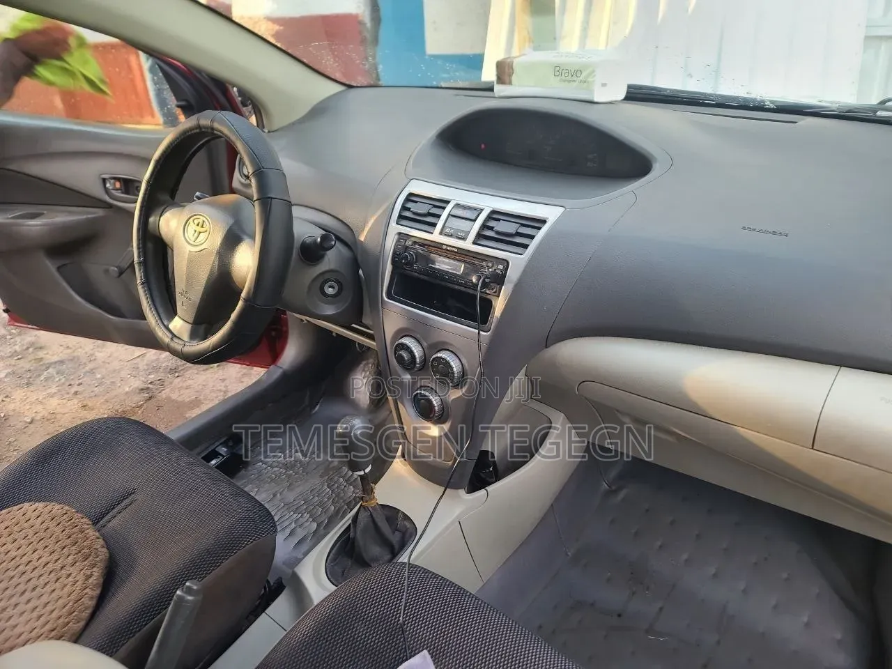 Toyota Yaris 2011