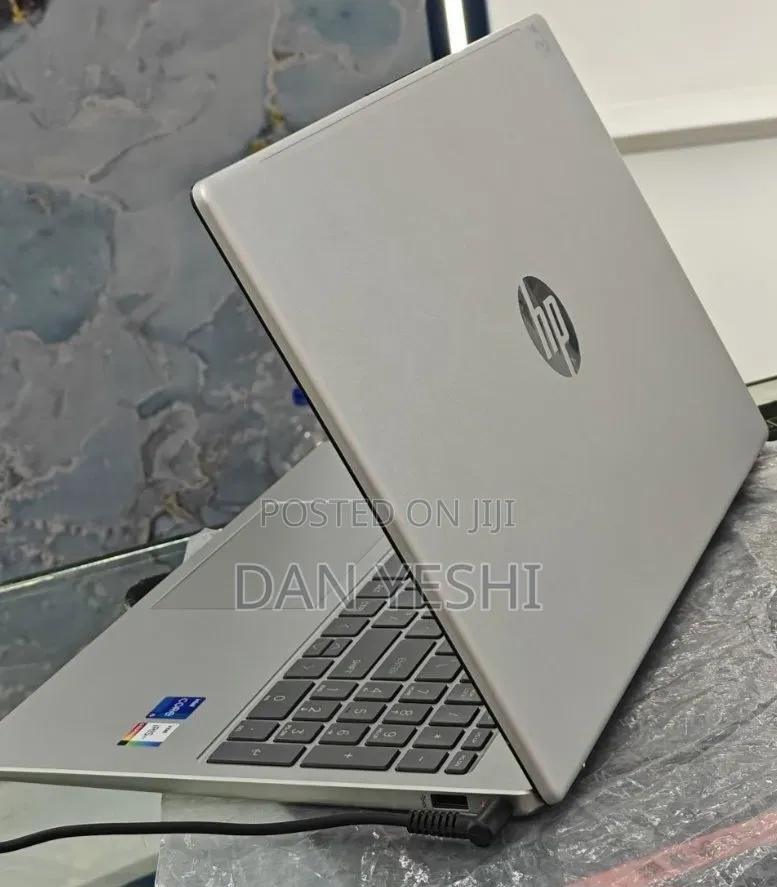 New Laptop HP Stream Notebook 16GB Intel Core i5 SSD 1T