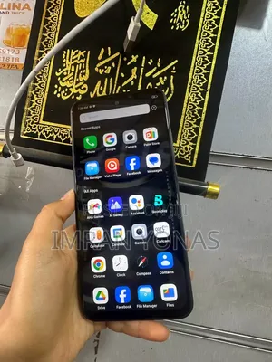Tecno Spark 30C 128 GB Black