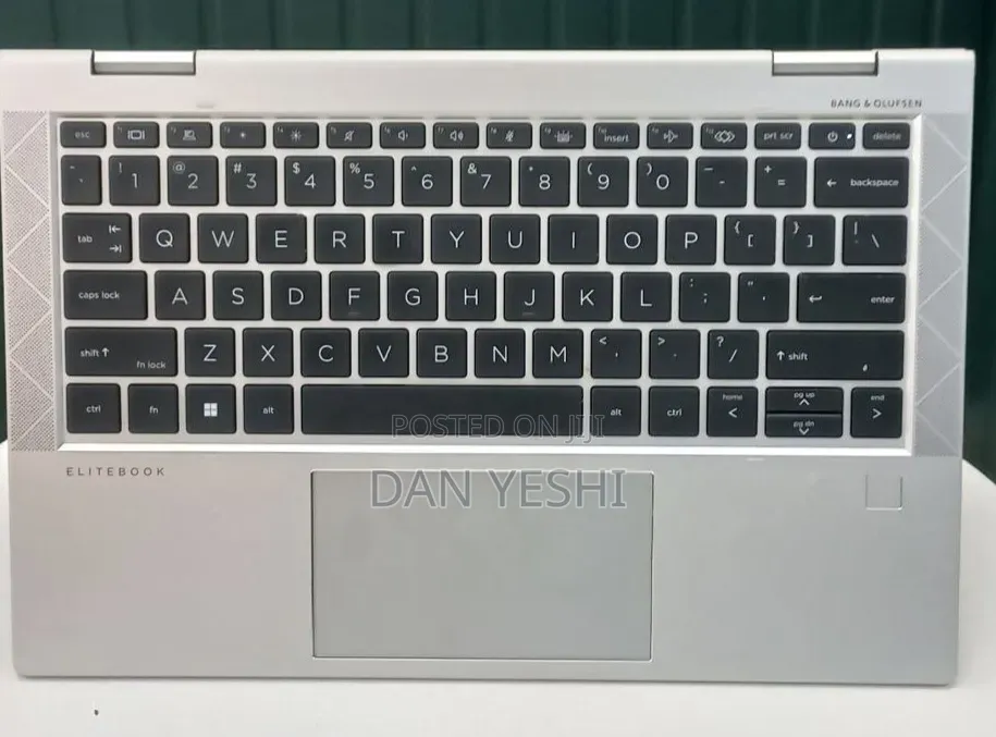 New Laptop HP EliteBook 830 G8 32GB Intel Core i7 SSD 512GB