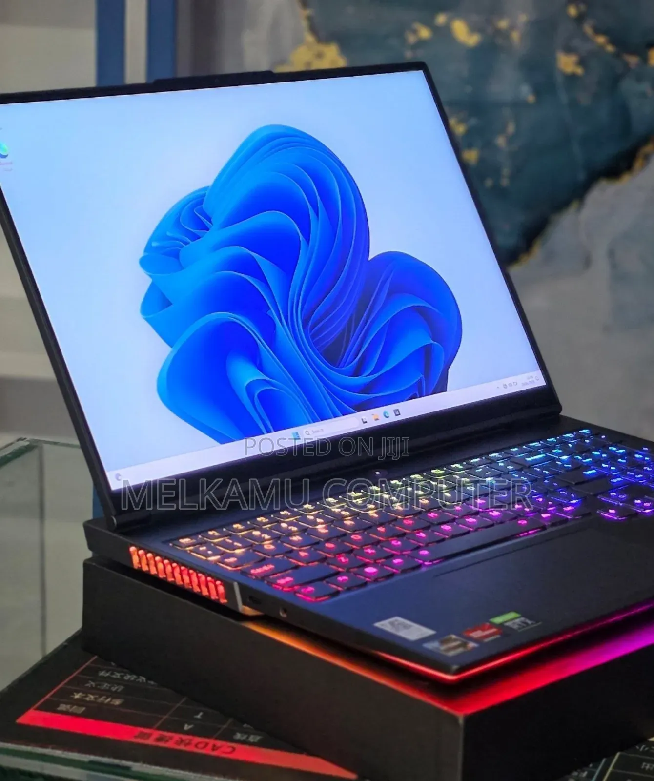 New Lenovo Legion Y7000P IRX9 Gaming Laptop 32GB AMD Ryzen 9 SSD 1T