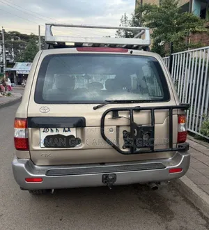 Toyota Land Cruiser 2007 Purple