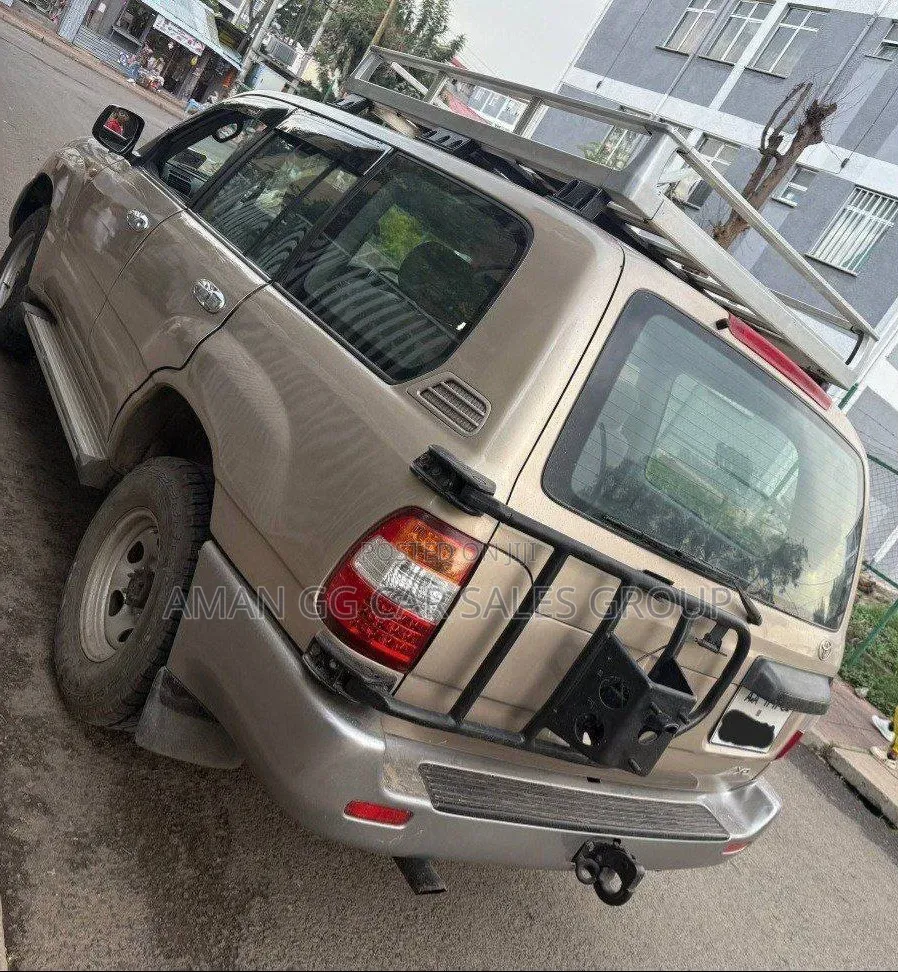 Toyota Land Cruiser 2007 Purple