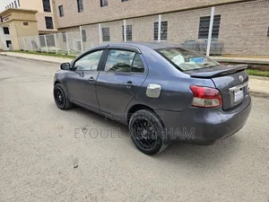 Toyota Yaris 2006