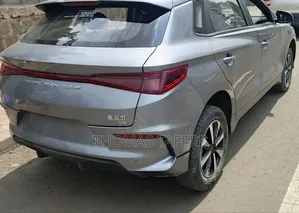 BYD E2 43 kWh 94 hp FWD 2025