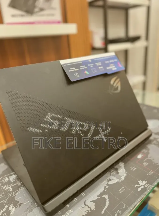 New Laptop Asus ROG Strix G18 32GB Intel Core Ultra 9 SSD 2T