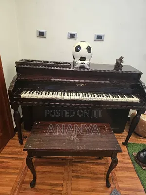 Shoninger. Piano