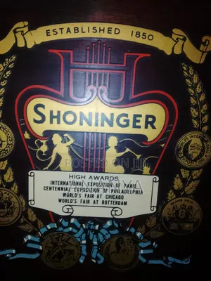 Shoninger. Piano