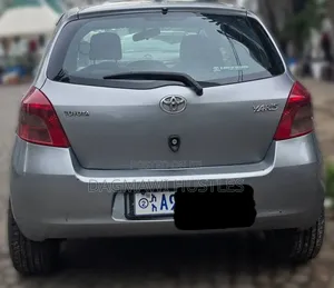 Toyota Yaris 1.0 VVT-i 2007 Gray