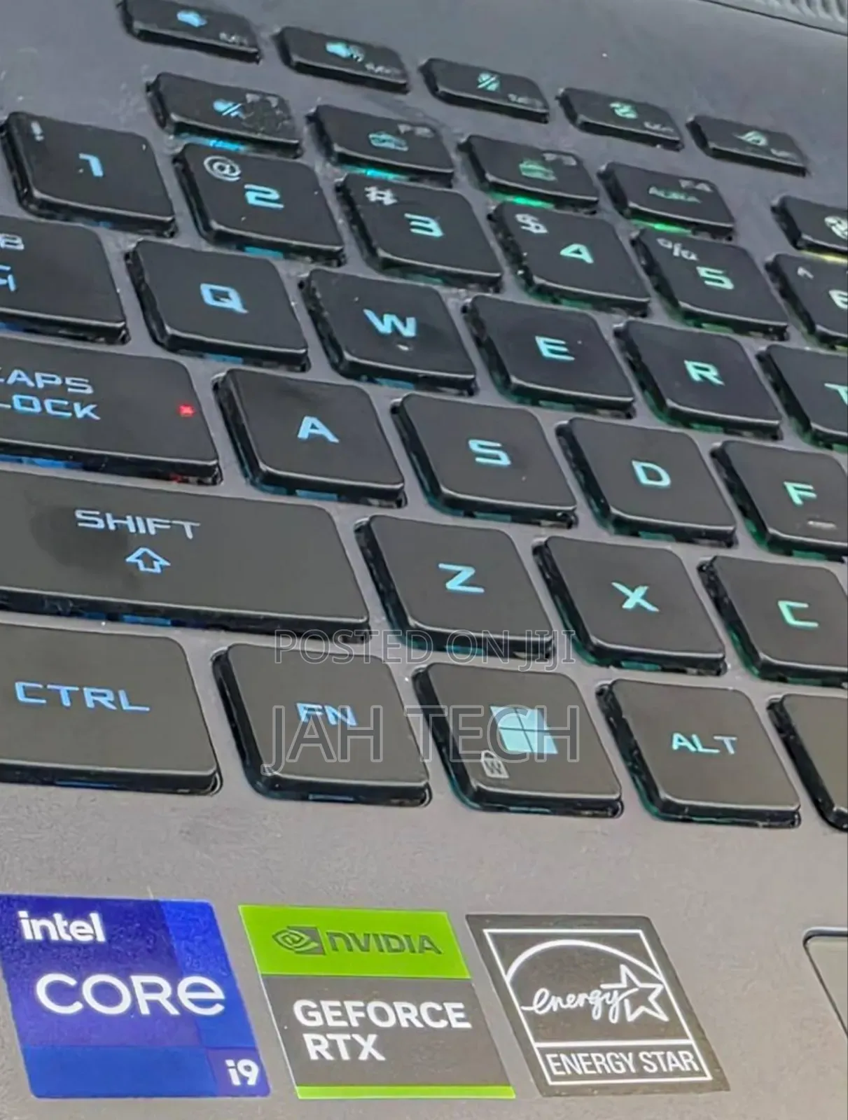 New Laptop Asus ROG Strix G18 16GB Intel Core i9 SSD 1T