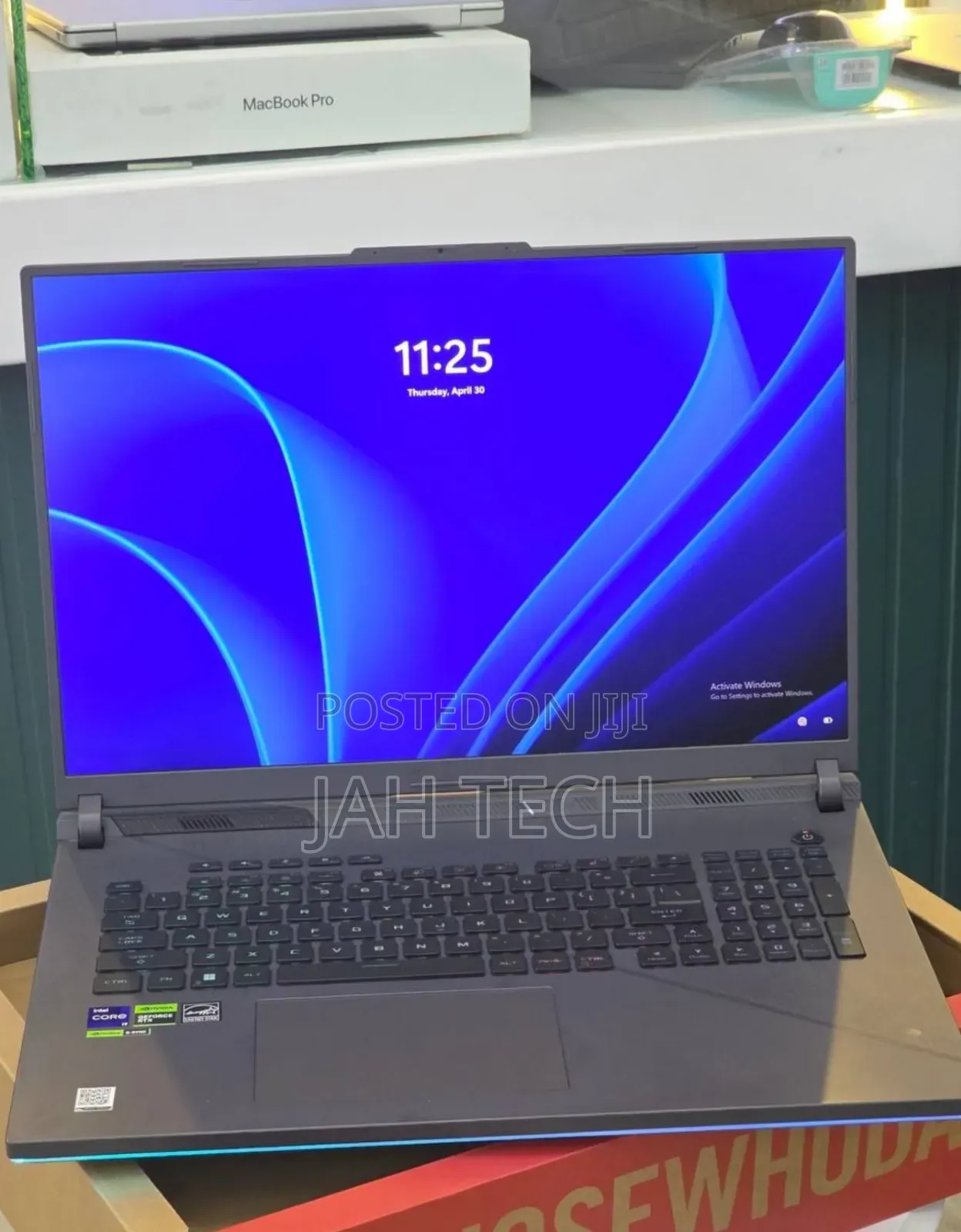New Laptop Asus ROG Strix G18 16GB Intel Core i9 SSD 1T