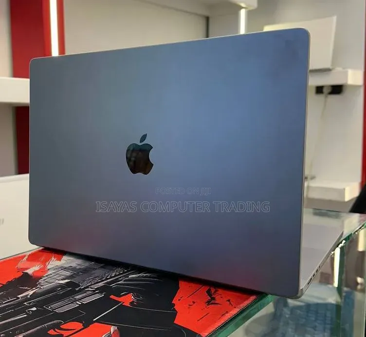 New Laptop Apple MacBook Pro 2021 M1 Max 64GB Apple M1 Max SSD 4T