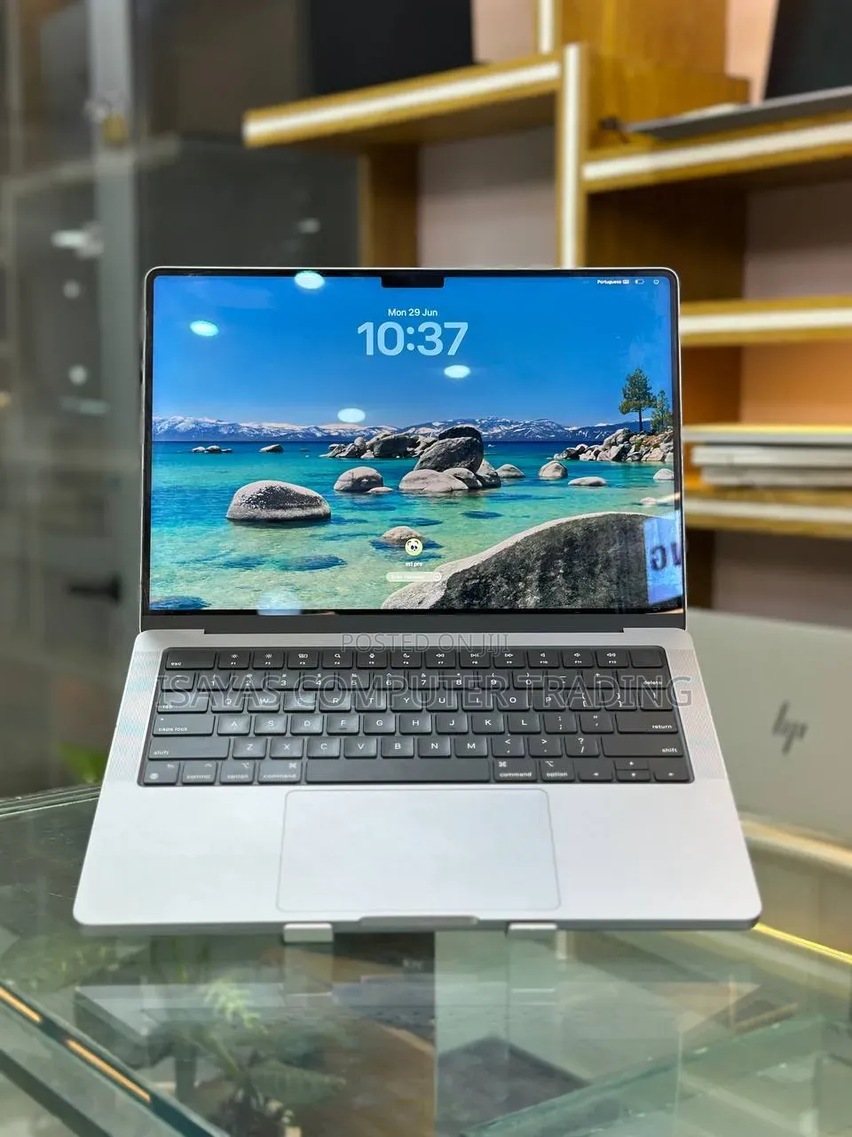 New Laptop Apple MacBook Pro 2021 M1 16GB Apple M1 Pro SSD 512GB