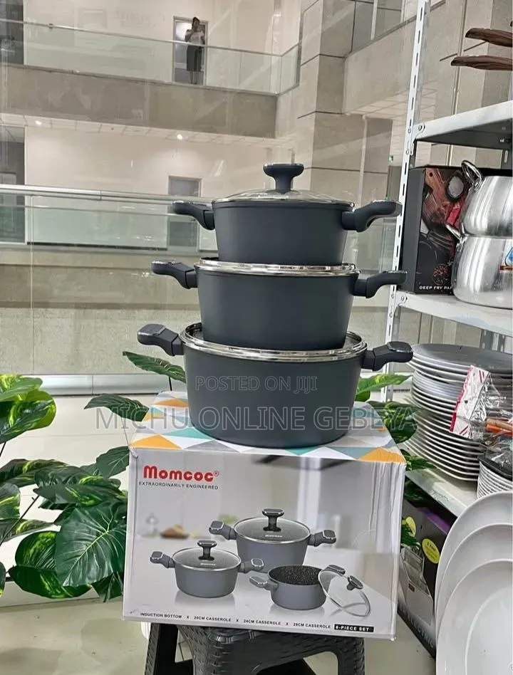 Momcoc Nonstick Cookwares/Free Delivery