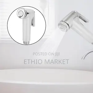 በእጅ የሚያዝ የቢዴ ውሃ መርጫ