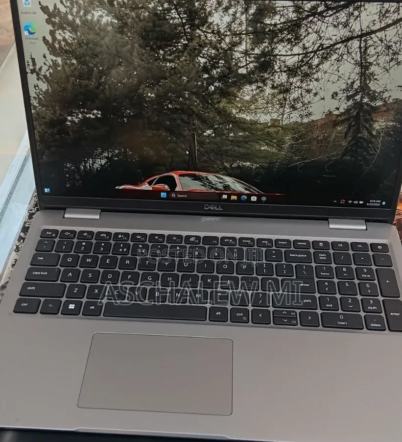 New Laptop Dell Latitude 5540 16GB Intel Core i7 SSD 512GB