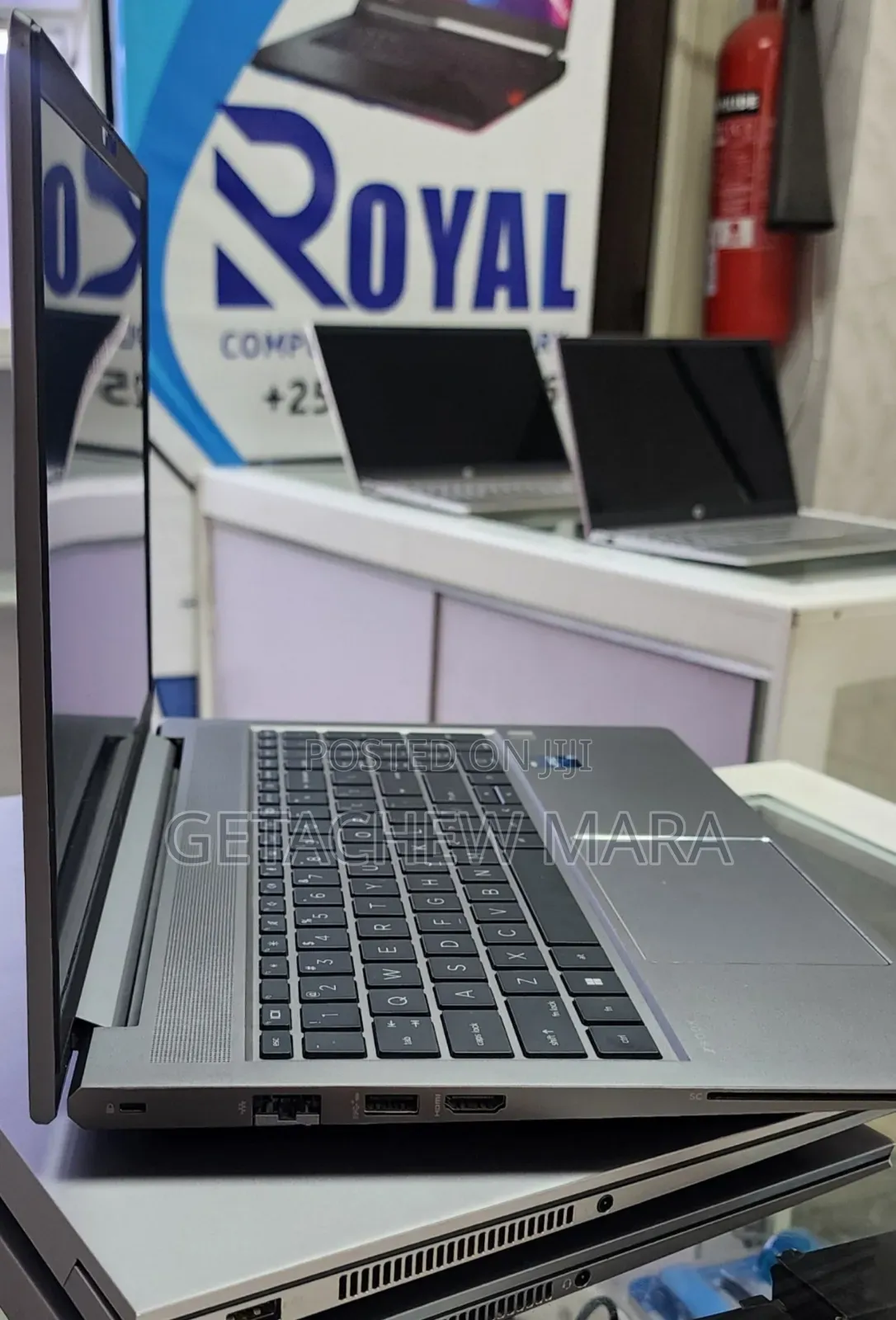 New Laptop HP ZBook 14 32GB Intel Core i9 SSD 512GB