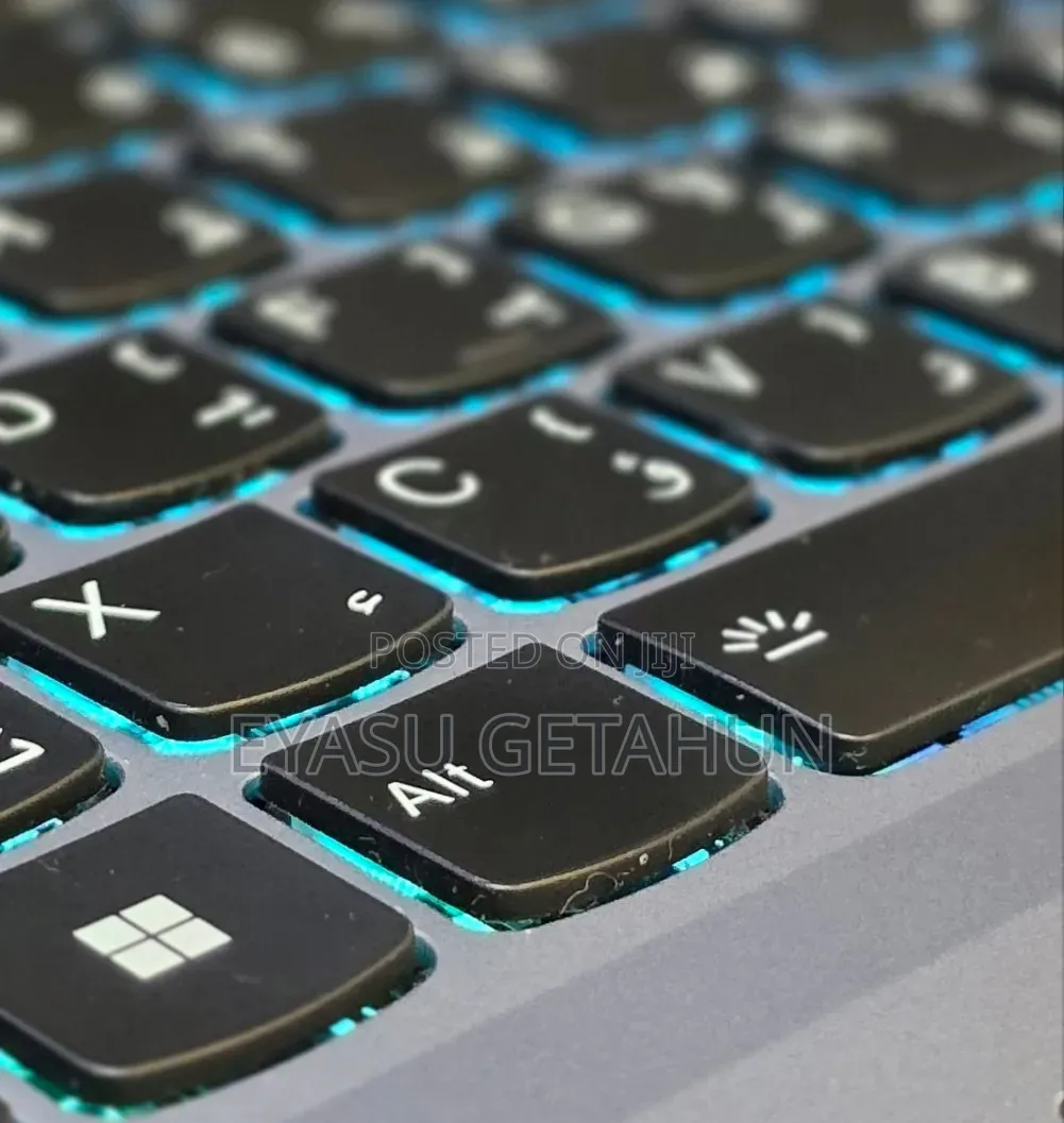 New Laptop Lenovo Legion 5 16GB AMD Ryzen 7 SSD 1T