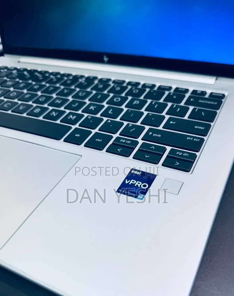 New Laptop HP EliteBook 840 G10 16GB Intel Core i7 SSD 512GB