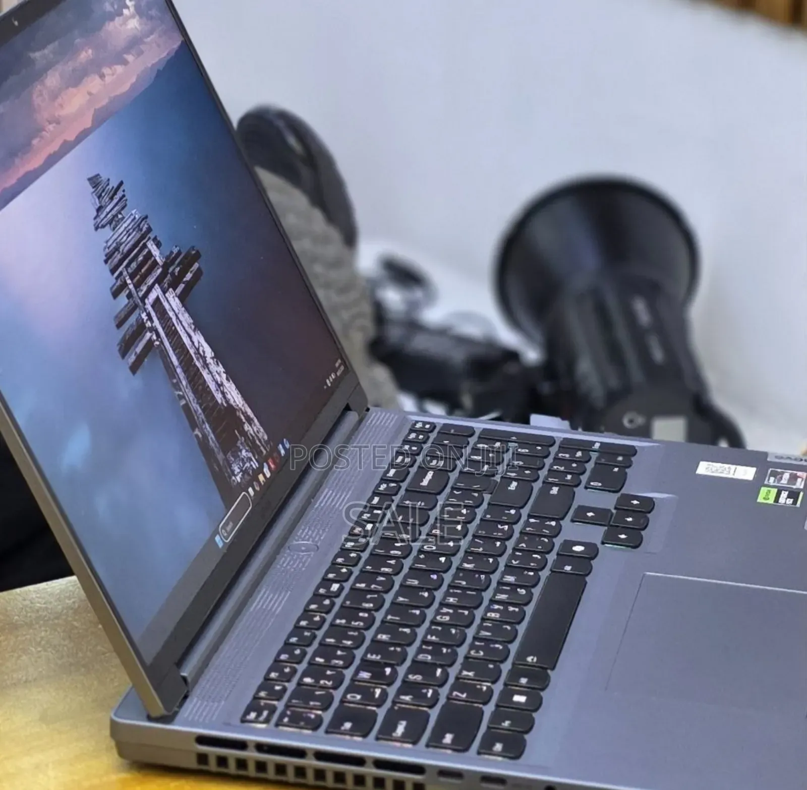 New Laptop Lenovo Legion 5 16GB AMD Ryzen 7 SSD 1T