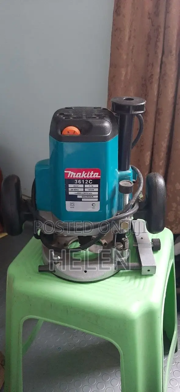 Makita 3612c Plunge Router – Heavy Duty Woodworking Router