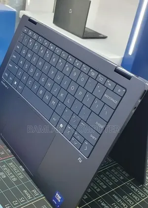 New Laptop HP OmniBook X Flip 14" 16GB Intel Core Ultra 7 SSD 1T