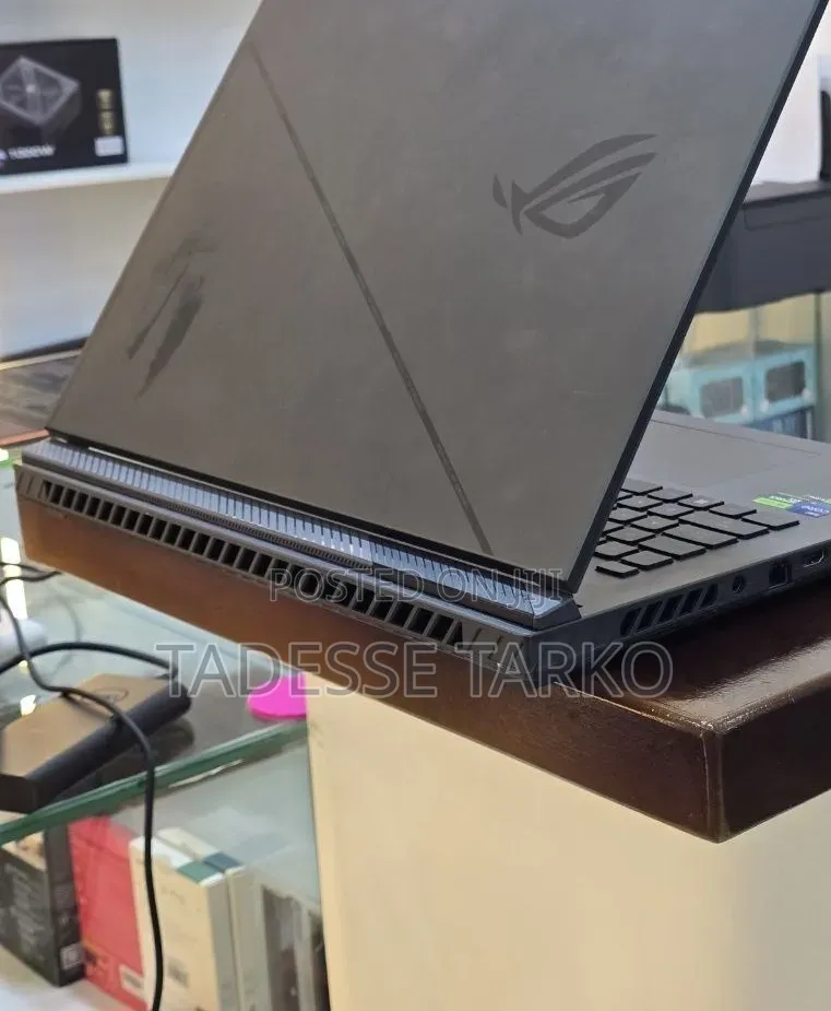 New Laptop Asus 40GB Intel Core i9 SSD 1T