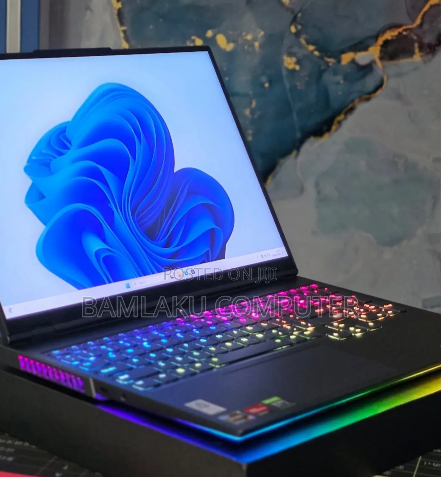 New Lenovo Legion Y7000P IRX9 Gaming Laptop 32GB AMD Ryzen 9 SSD 1T