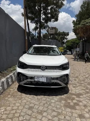 Volkswagen ID.6 2024 White