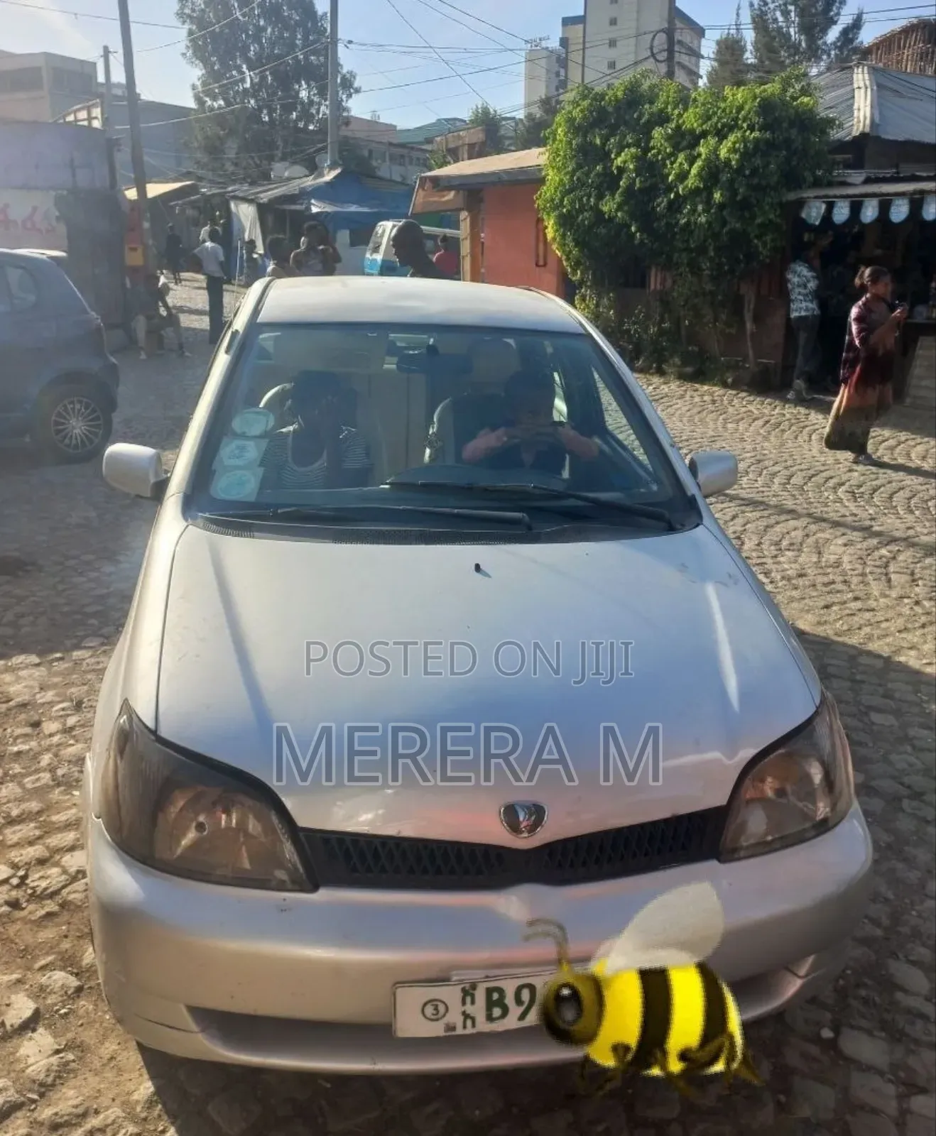 Toyota Platz 2001 Silver
