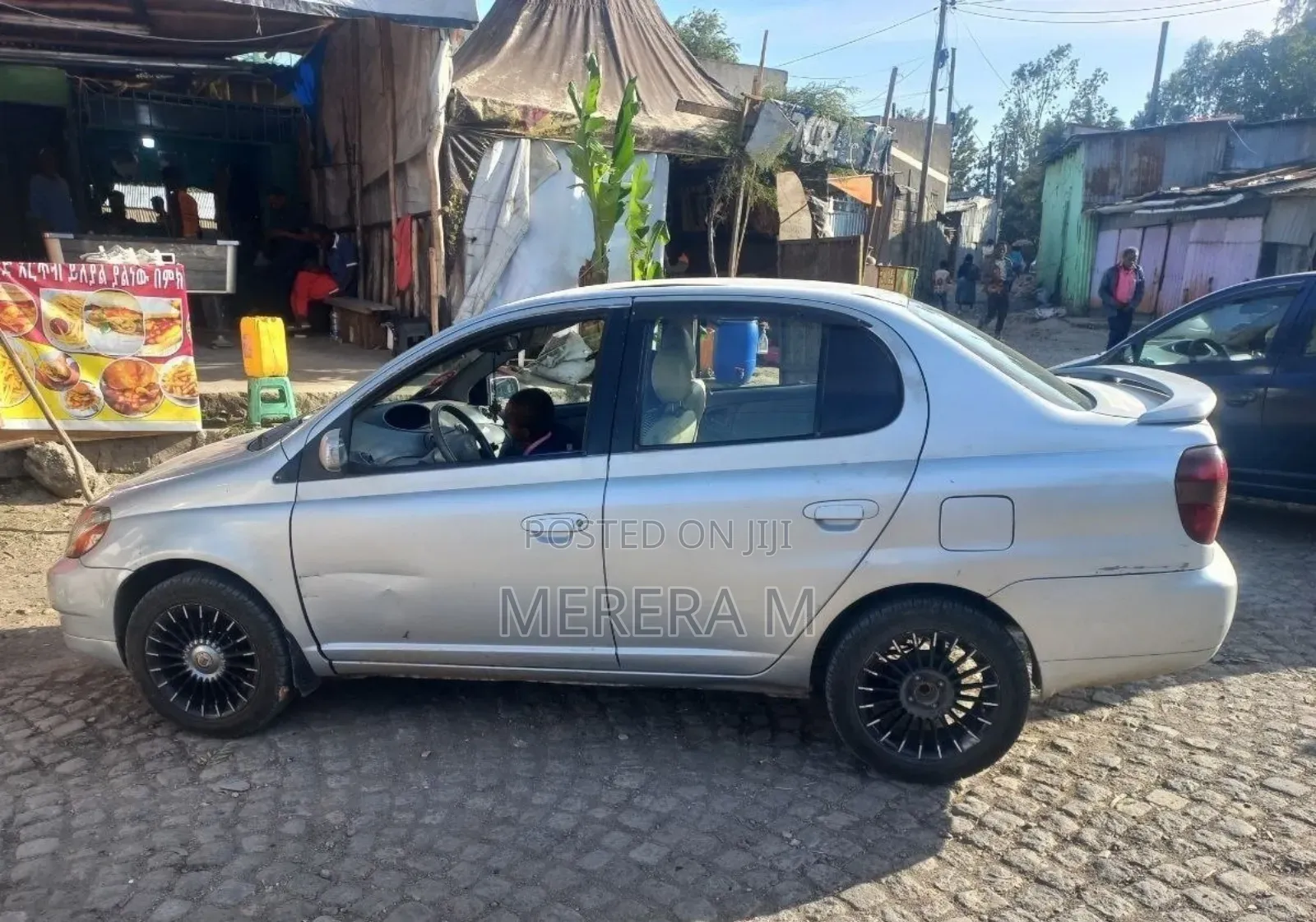 Toyota Platz 2001 Silver