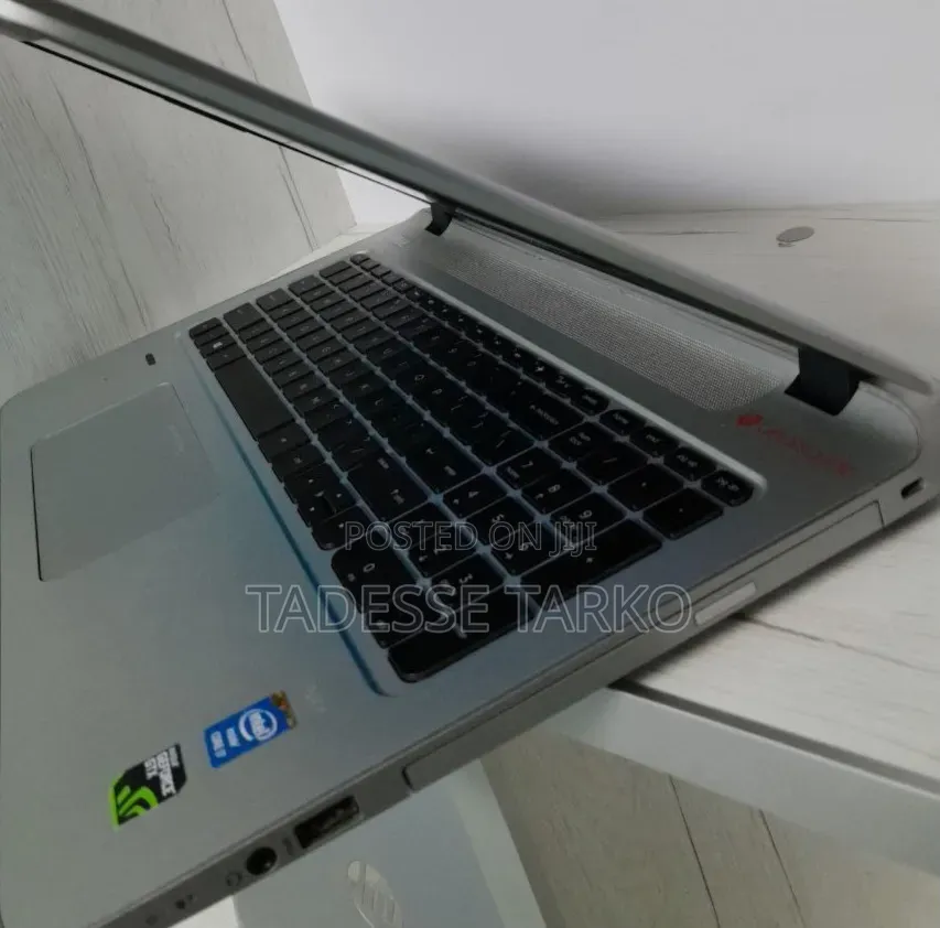 New Laptop HP Envy 15 8GB Intel Core i7 SSD 512GB