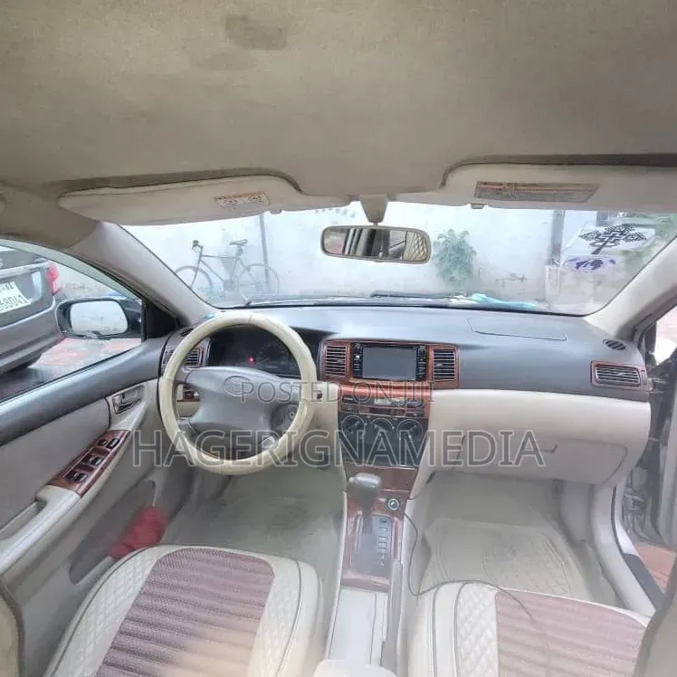 Toyota Corolla 2003 Silver